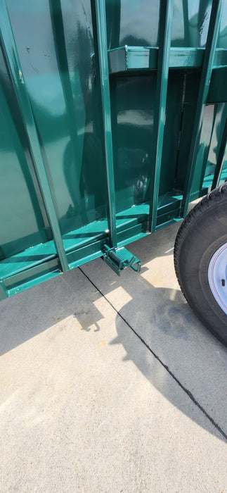 Lakeland 5 Ton Portable Cattle Creep Feeder – durable setup with creep pens for organised livestock feeding