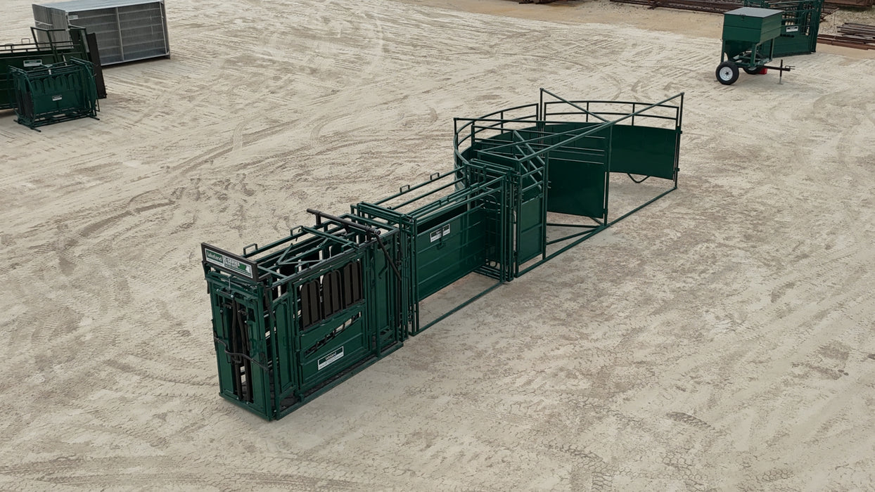 E-Series E1000 Cattle Handling System by Lakeland – premium setup with alley, crowd tub, and head gate for safe operations