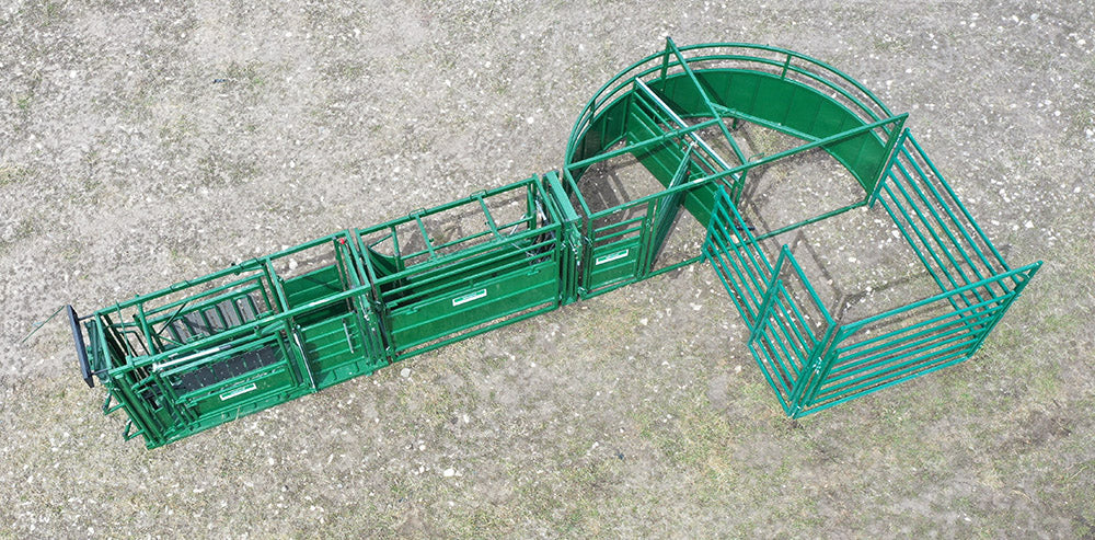C1000-P Portable Cattle Handling System by Lakeland – durable and mobile solution for efficient ranch operations