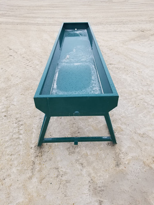 Lakeland 10-foot Cattle Bunk Feeder – robust steel construction for efficient and waste-free livestock feeding