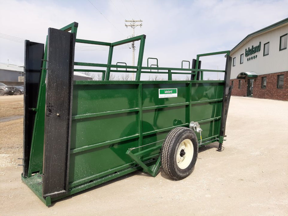 Lakeland portable cattle loading chute designed for secure loading and unloading of cattle