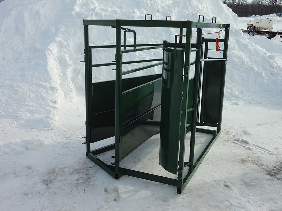 Premium C-Series Adjustable Cattle Alleyway with splitting gate – ideal for directing cattle safely and efficiently
