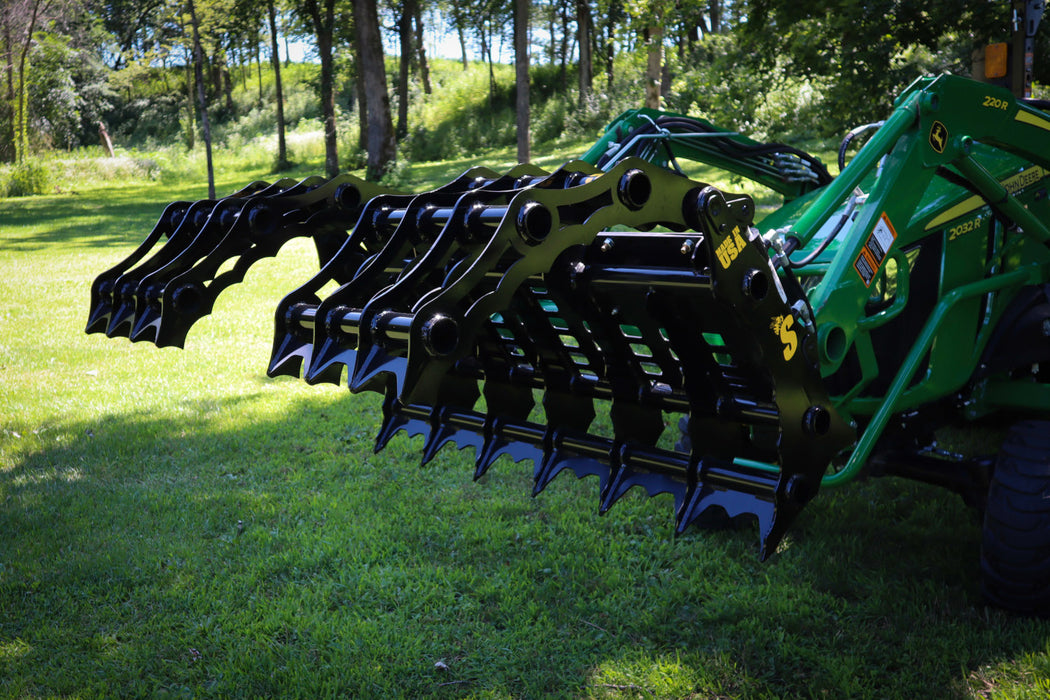 Compact Tractor Grapple Bucket | Heavy-Duty Clam Grapple by Stinger