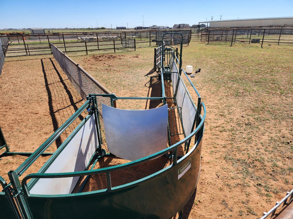 Complete Lakeland sheep handling system for goat and sheep management