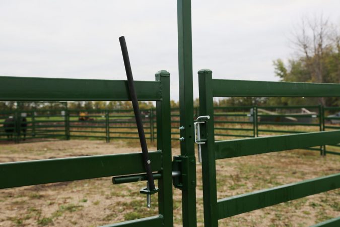 Bow Gates