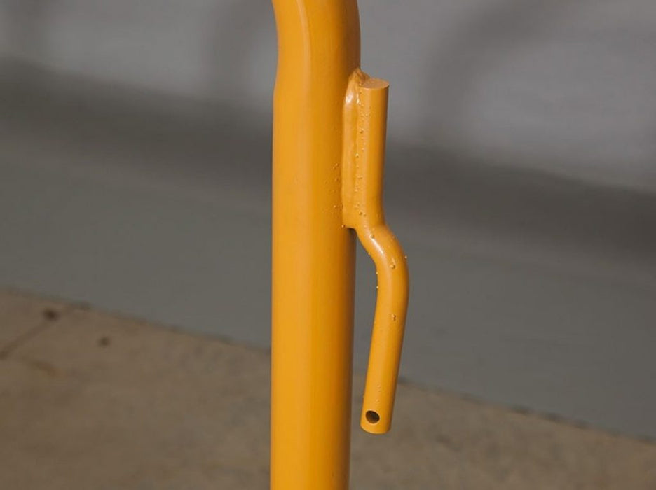 Livestock feeding through Sioux Steel Z-Bar Feeder Panels designed for strength, stability, and reduced feed waste.